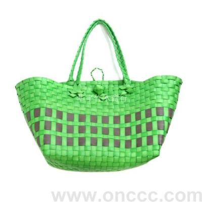 Green bamboo woven bag