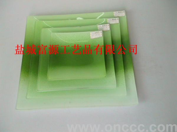 8681E烤漆玻璃果盘
