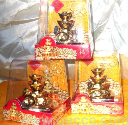 太阳能 汽车用摆件 小财神爷招手公仔摇头车饰财神