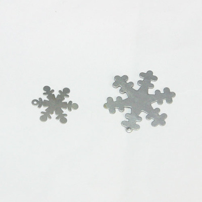 Iron Snowflake Accessories