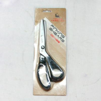 Dog tooth stainless steel scissors, pattern cutting