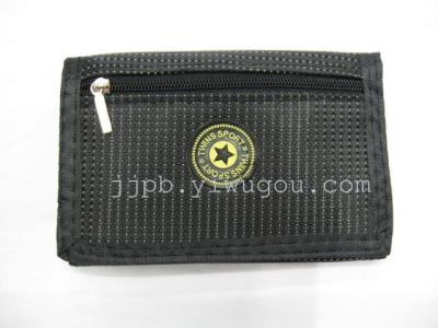 Men's wallets thicken 600D polyester material production.