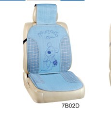 7B02D car seat