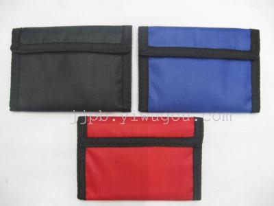 Folding wallets made of 600D production of waterproof nylon material.