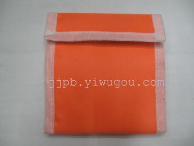 Cloth purses with waterproof 420D nylon material production.