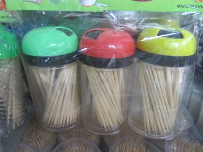Toothpicks for toothpicks and toothpicks are convenient for toothpicks.