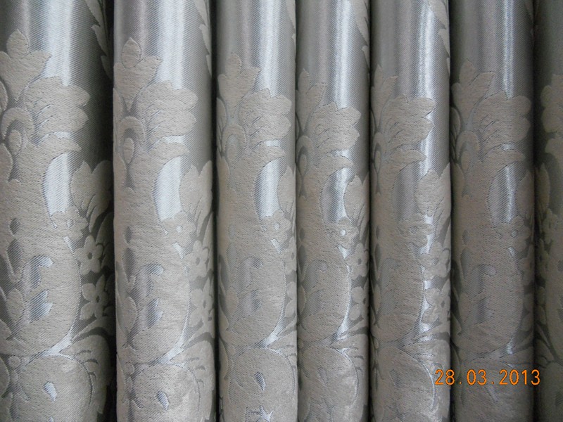 银色提花遮光窗帘布