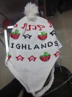 Strawberry - patterned knit cap.