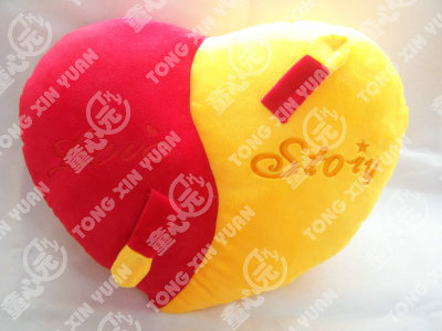 Factory Direct Sales New Couple Two-Color Heart Shaped Cushion Pillow Foreign Trade Good Quality Mixed Batch Plush Toys