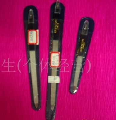 Factory Production Long-Term Supply Fashion Popular Beautiful and Inexpensive Nipper/Foot File/Dead Skin Scruber