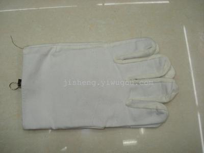 Labor protection articles canvas gloves.