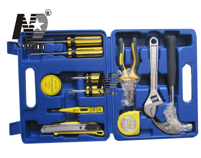 Household hardware tools set with combination tools