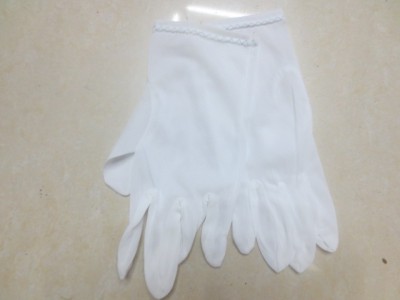 Factory Direct Sales Fashion White Disposable Gloves 2 Beautiful and Elegant Style Various Affordable
