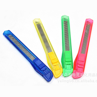 Hot Selling Factory Direct Supply Art Knife High Quality Translucent Plastic Art Knife Sharp Tool Knife School Supplies Convenient and Practical YL-002