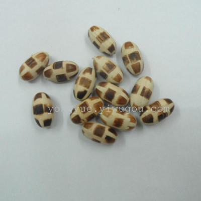 The factory supplies high quality environmental protection, colored wooden beads hot flowers and wooden beads, clothing accessories, all kinds of handicrafts loose beads
