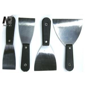 brand Newton handles black plastic putty knife