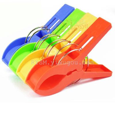 Large, strong plastic drying racks quilt clips large clothes clip hanger clips (four Pack)
