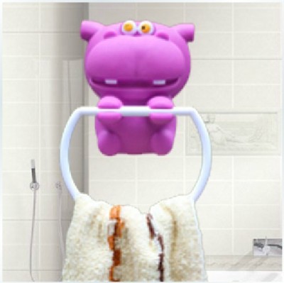 Hippo towel hanging