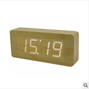 13. For simplicity, simplicity, sound-controlled LED alarm clock, electronic wood clock, cute mute desk clock