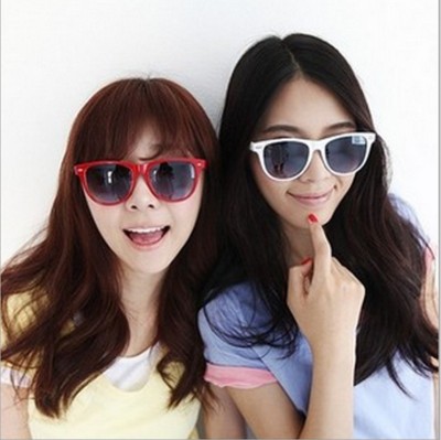 Wholesale supply of rice nail color sunglasses star candy color sunglasses glasses