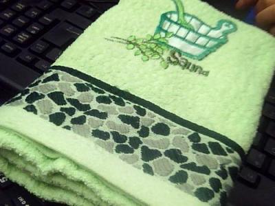 Satin embroidered little bath towel