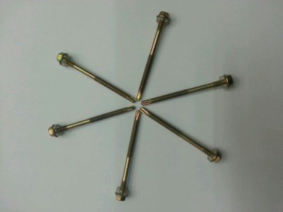 Hexagon self drilling screw 4.8x75