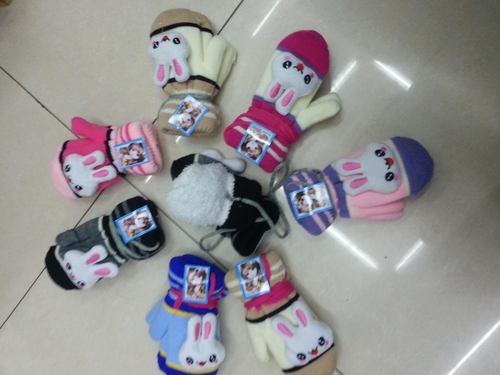 中号双层内半边绒卡通包仔