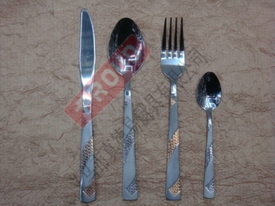 Stainless steel cutlery 3210A gold-plated stainless steel cutlery, knives, forks, and spoons