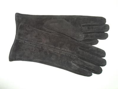 Ladies hand wearing flower-European version of pigskin suede gloves