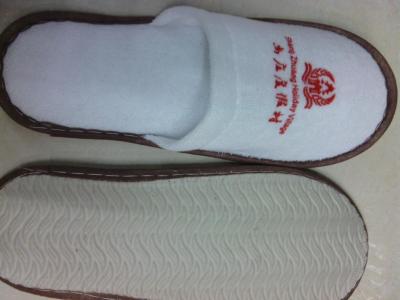 Disposable slippers to factory outlets brushed velvet hotel, hotel supplies, can be customized
