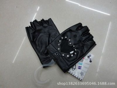 Ladies Leather half-finger glove, Pew studded half-finger glove, manufacturers, wholesale