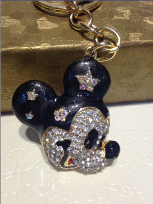The key point of drill diamond Keychain car bag pendants alloy Keychain boutique creative Pendant