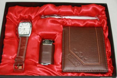Guangdong JESOU Czech men's fashion watch purse wallet lighter gift set