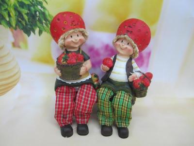 Home Furnishing ornaments resin cloth doll legs strawberry pastoral style figures decorated cloth leg fruit