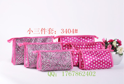 Factory outlets, small three sets of cosmetic bags. Color has 20 colors