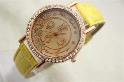 Watch 6th ladies watch leather strap watch Silicon strap watch