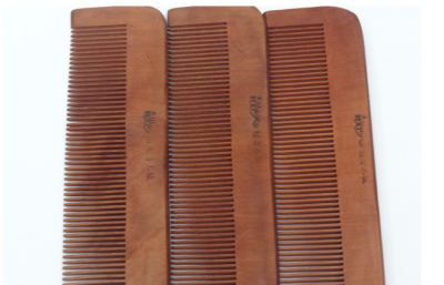 Pure natural mahogany comb health care mahogany comb palace natural handle mahogany comb factory direct sales