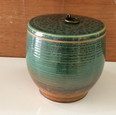 Jingdezhen ceramic porcelain green rib tank