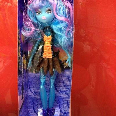 High quality new material 866C monster female High school transparent blue body joints can move, clothes can be mixed
