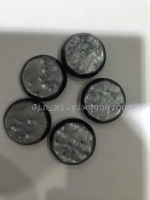 Resin buttons