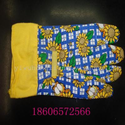 Genuine stock at a loss to deal with child cotton printed canvas cotton garden gloves to modify