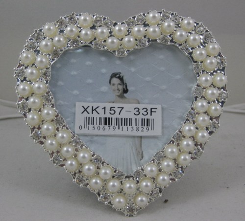 Xk157-33F Heart-Shaped Metal Photo Frame