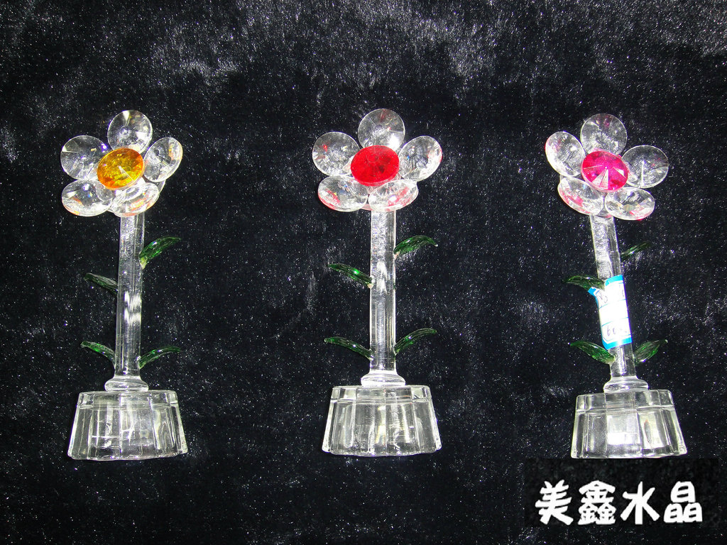 水晶工艺品摆件水晶梅花天鹅彩灯车饰摆件朋友生日婚宴礼品摄影用 