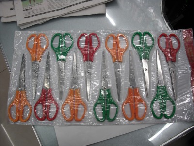 Factory Direct 12 bags of color student scissors, stationery scissors