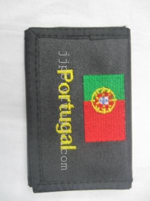 Embroidered wallet 600D black waterproof material production.