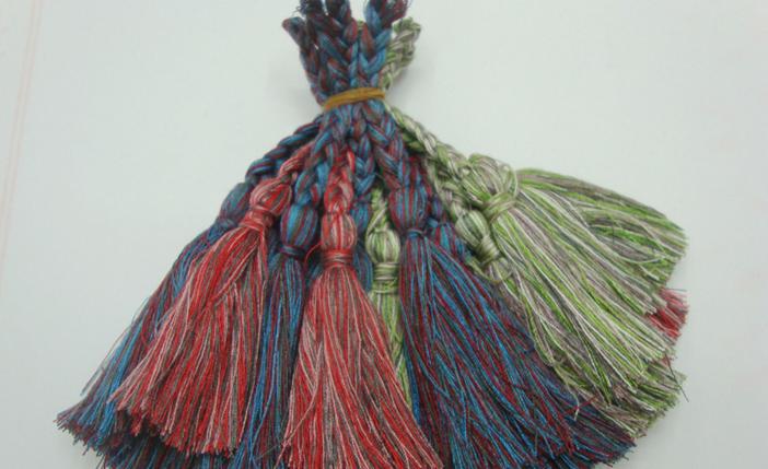 本厂生产各类流苏，品种多样，欢迎来店订购！