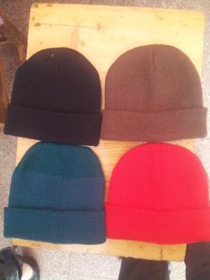 Knit cap with flanged edge
