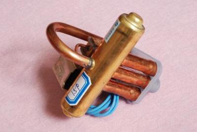 Air conditioning parts, refrigerator parts-four-way valve-1