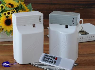 Air purifying automatic perfume spraying machine supplements night Air freshener for deodorant