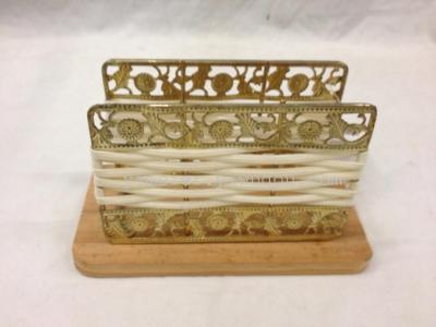Sister Yi Supply Factory Direct Sales Iron Wire Towel Holder Creative Tissue Holder Wooden Bottom Woven Tissue Holder
